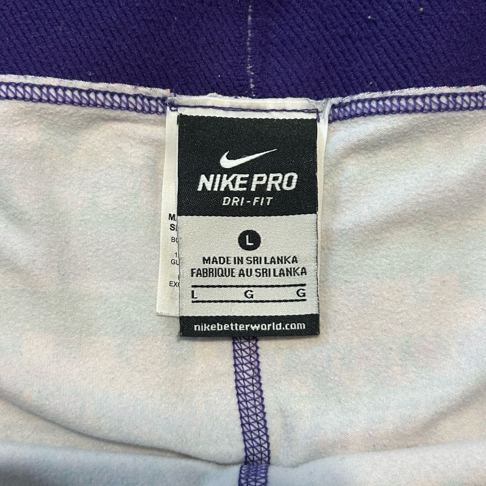 Nike Women’s Leggings - Large - Picture 3 of 4